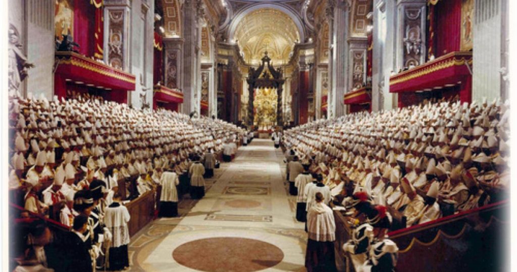 Concílio Vaticano II na Basílica de São Pedro