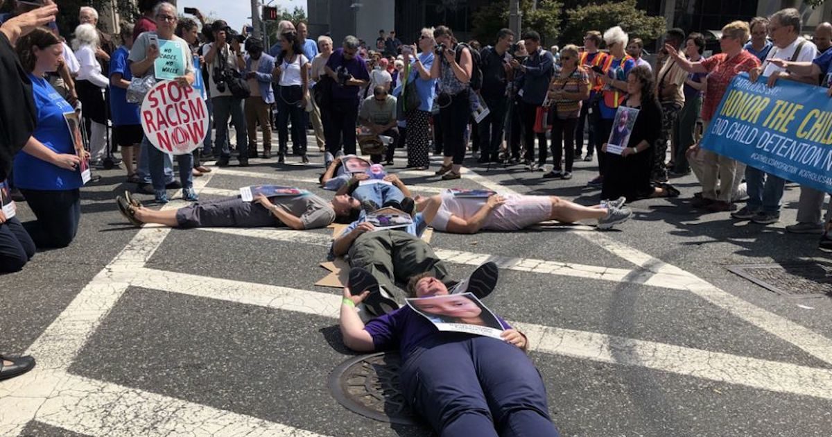 20190904T1427-29693-CNS-RALLY-NEWARK-DETENTION c