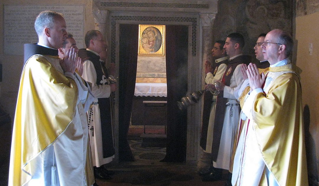 Vaticano obriga Arautos do Evangelho a entregar menores às famílias