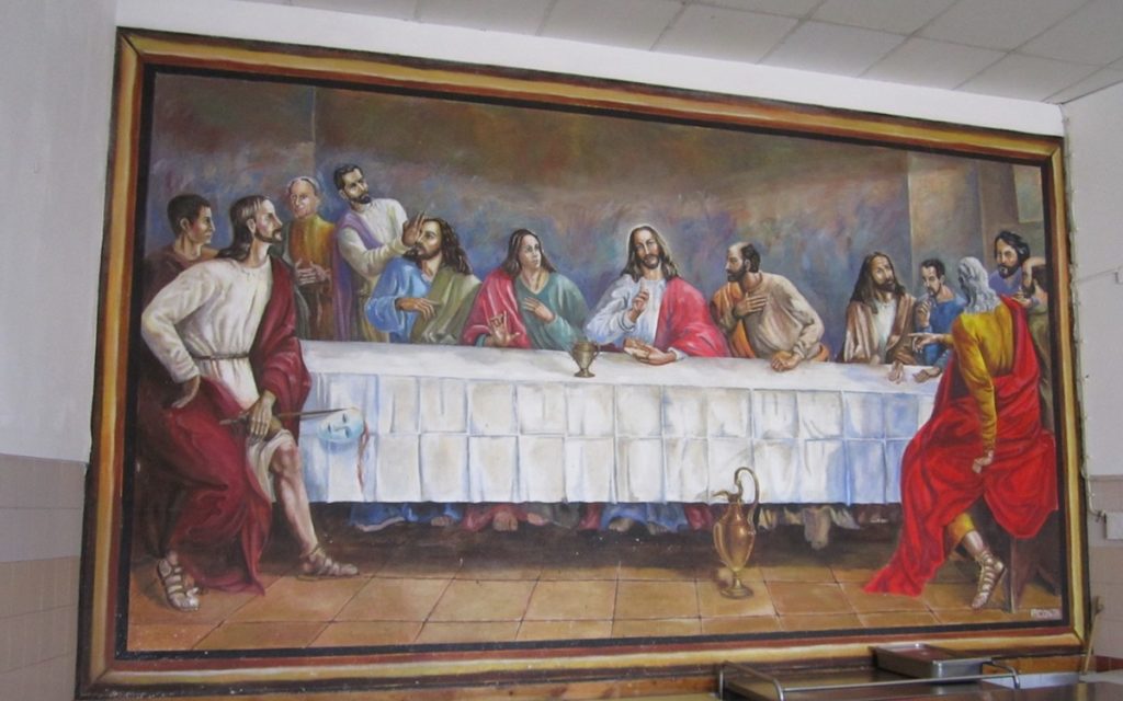 Quadro alusivo à Última Ceia, pintado pelos detidos do Estabelecimento Prisional de Lisboa.