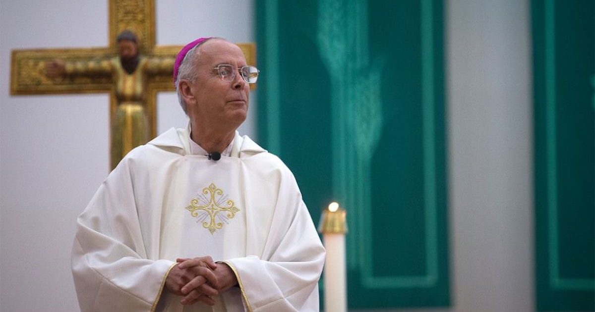 Mark J. Seitz, bispo El Paso
