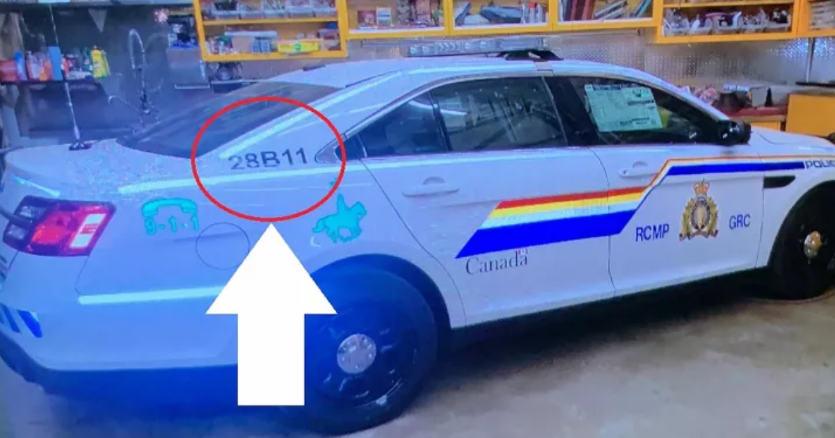 Réplica do carro utilizado pelo atirador para fugir. Imagem disponibilizada pelas autoridades canadianas EPA/RCMP HALIFAX HANDOUT HANDOUT EDITORIAL USE ONLY/NO SALES