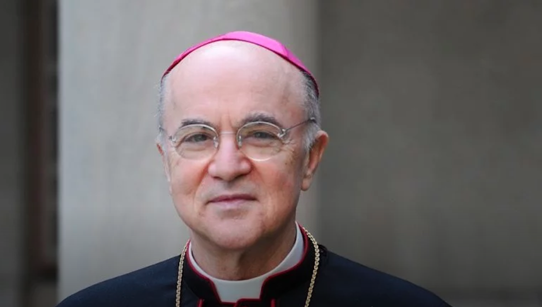 Arcebispo Viganò declarado cismático e excomungado