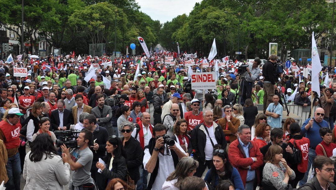 [À volta do 1º de Maio] Trabalhadores cristãos: a luta continua – contra o vírus e a indignidade do trabalho