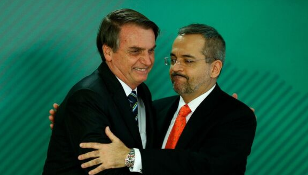 Bispos brasileiros pedem demissão do ministro da educação por declarações “violentas e racistas”