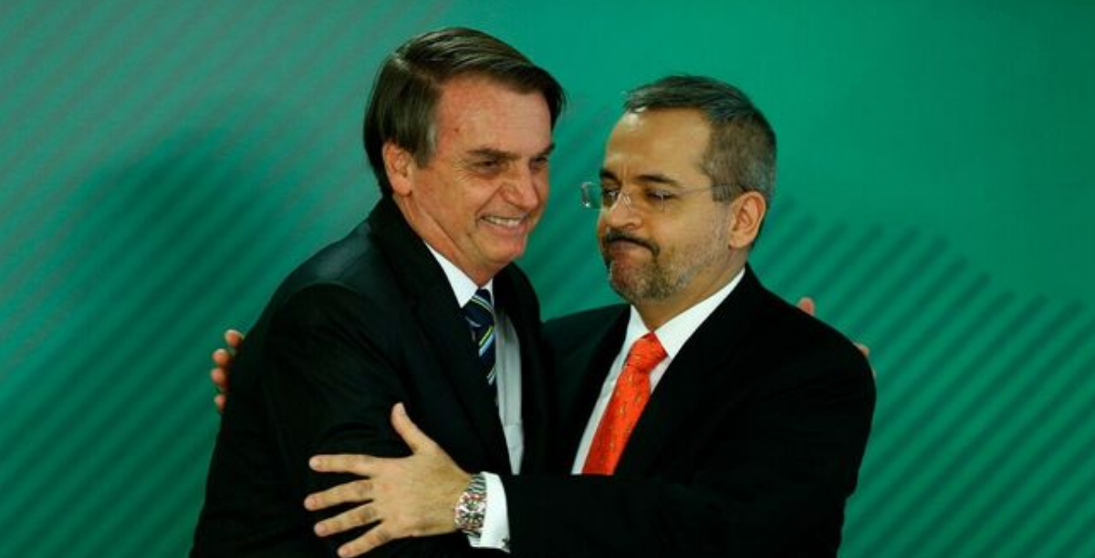 jair bolsonaro e Abraham Weintraub, Foto Religion Digital sem creditos jair bolsonaro e Abraham Weintraub, Foto Religion Digital sem creditos