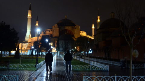 Erdogan convidou o Papa, mas a primeira oração muçulmana em Hagia Sofia arrisca-se a ser uma arma política Hagia Sophia. Istambul.