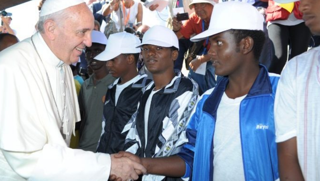 Papa assinala sete anos da viagem a Lampedusa com missa especial online