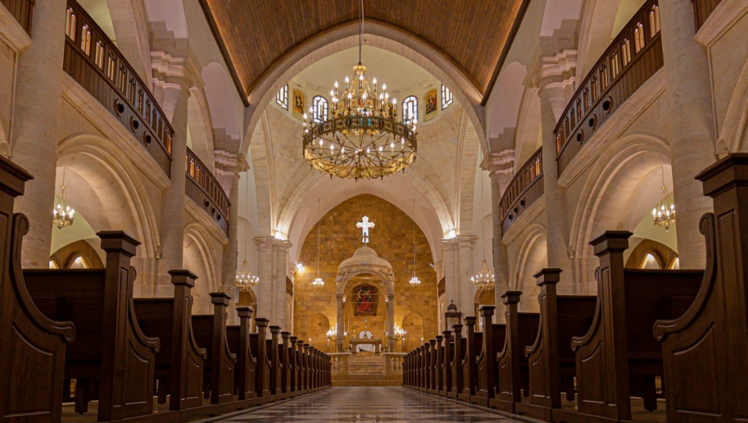 Reabre catedral de Aleppo que havia sido destruída pela guerra
