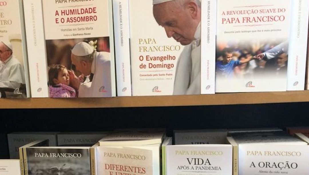 As novidades nas feiras do livro para enfrentar a crise “brutal” nas editoras e livrarias religiosas