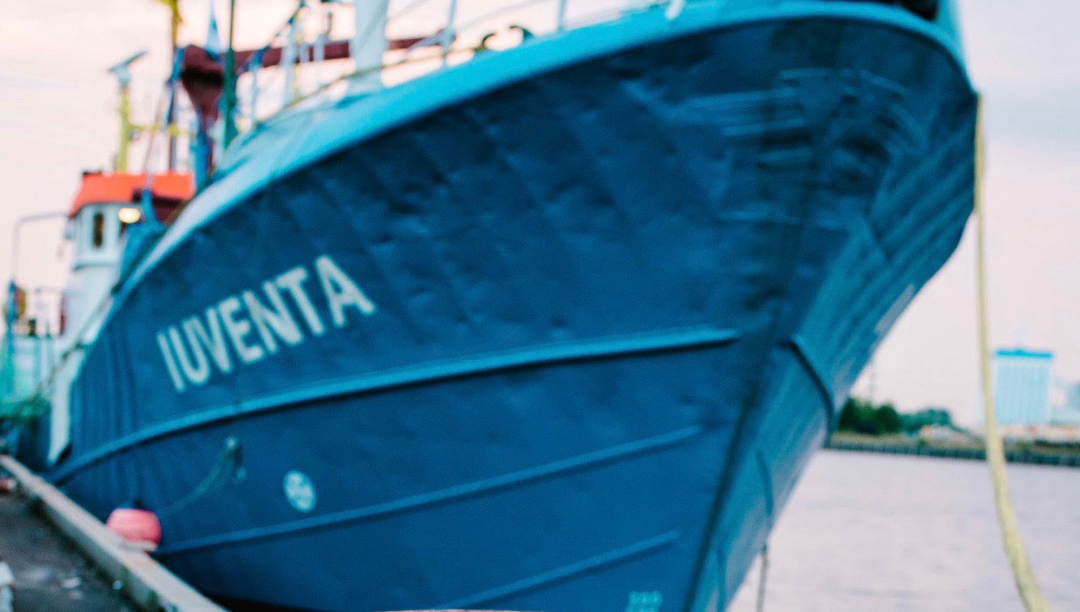 A campanha da Amnistia pelo fim das acusações contra tripulação que salvou migrantes