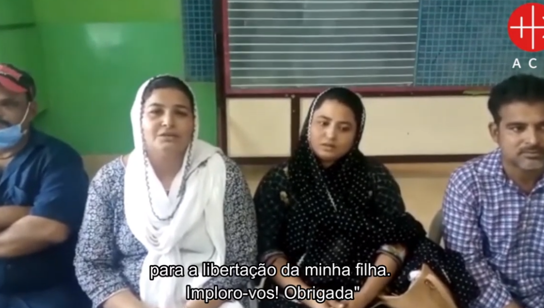 Paquistão: Mães de jovens cristãs raptadas pedem ajuda à comunidade internacional