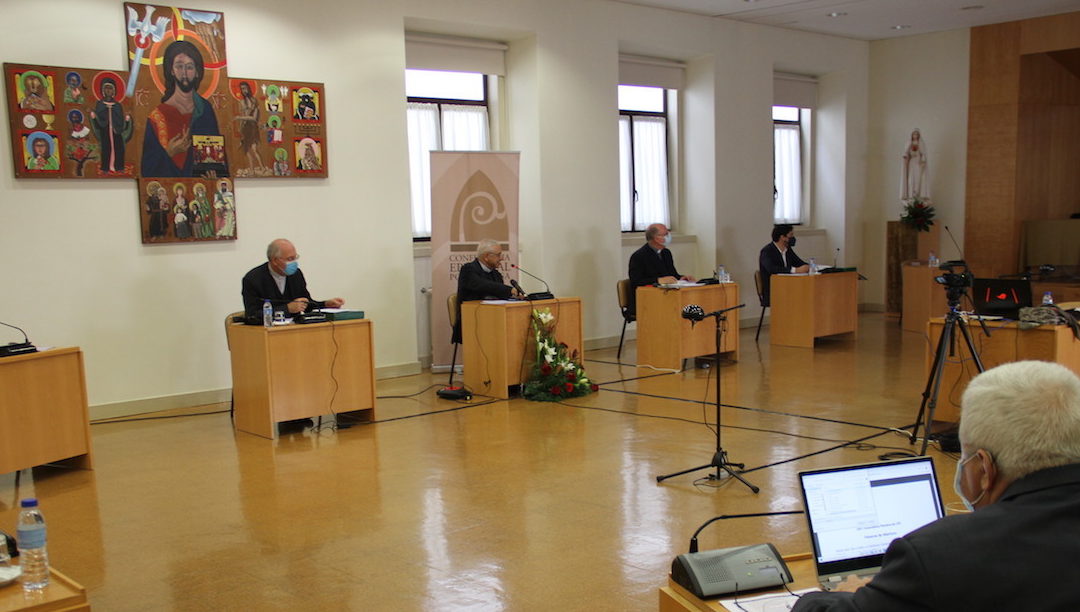 Bispos apelam a “comportamentos responsáveis” na sociedade e na Igreja