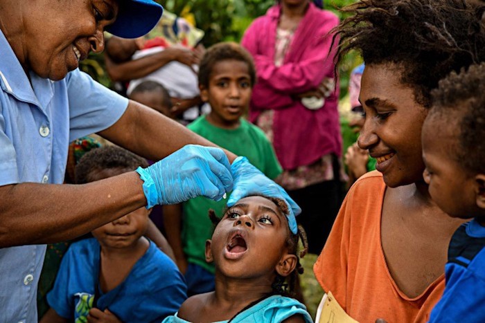 Vacina, Papua Nova Guiné, Poliomielite, Saúde