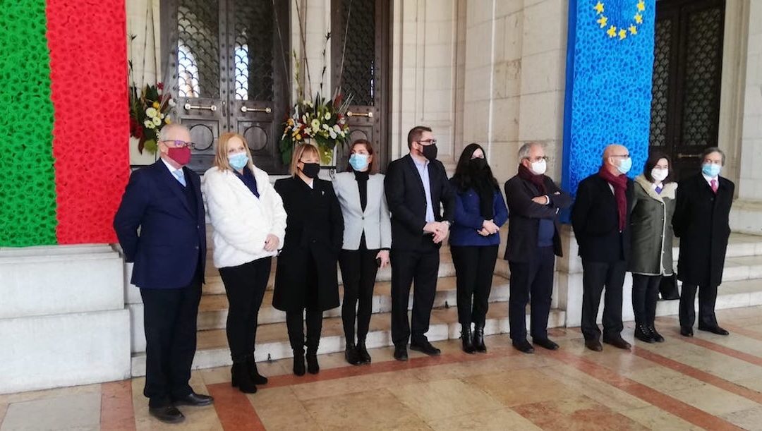 Deputados agradecem a oferta do “texto luminoso” da encíclica do Papa sobre a fraternidade
