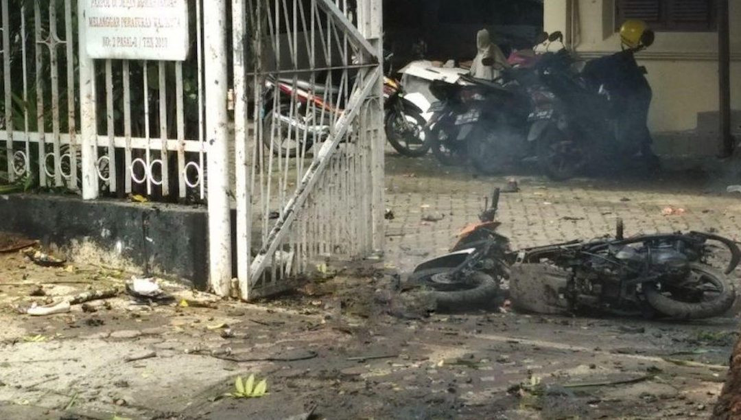 Vários feridos e dois mortos em ataque suicida a catedral católica na Indonésia