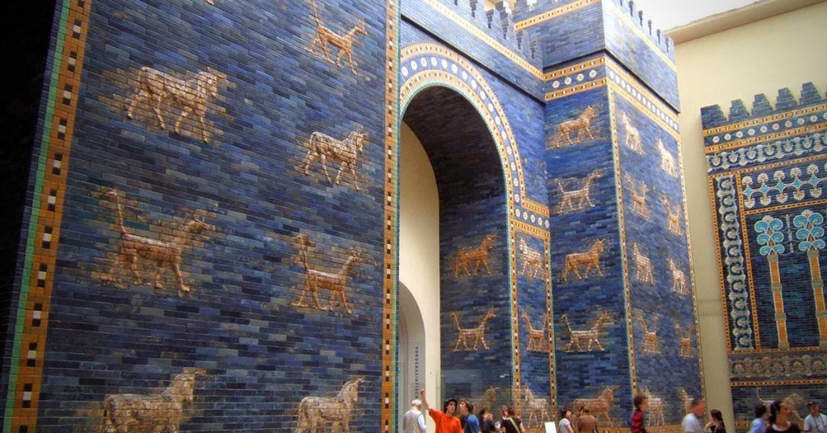 A porta de Ishtar de Arbela, na Assíria, Iraque