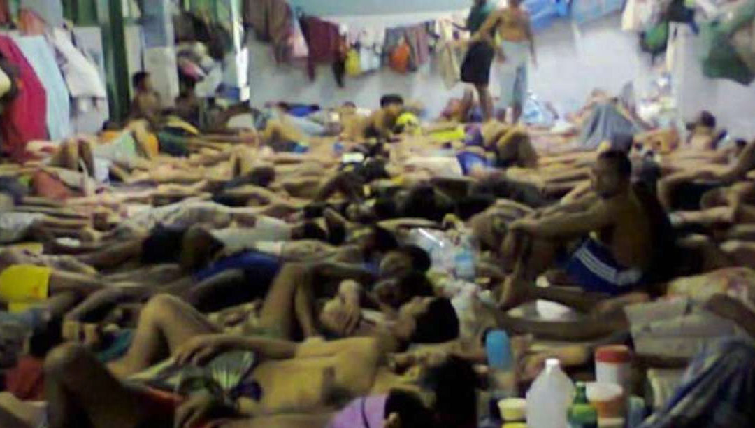 Covid-19 cresce entre migrantes em campos de detenção tailandeses