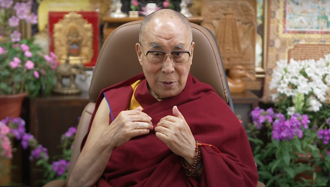 O Dalai Lama nos seus 86 anos: compaixão e não-violência até morrer