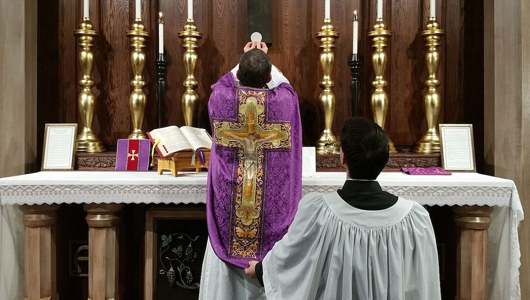 “Gostamos do latim na missa, mas não queremos falar sobre o que o Papa disse acerca disso”