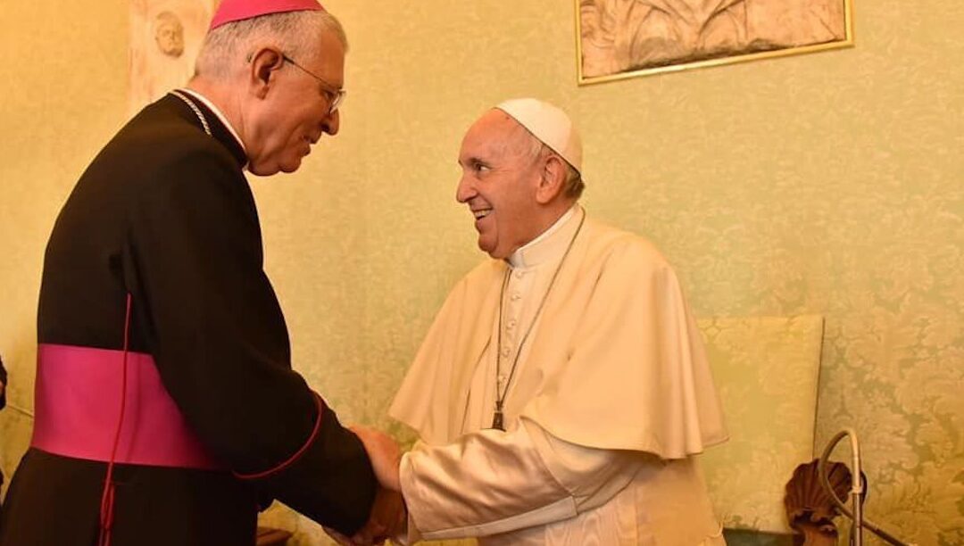 Arcebispo francês defende o Papa e pede que se deixe de relativizar Vaticano II