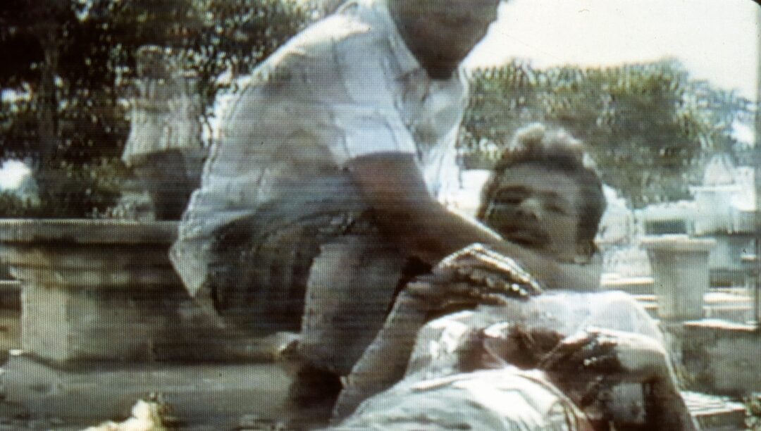 Morreu o jornalista que filmou o massacre de Santa Cruz