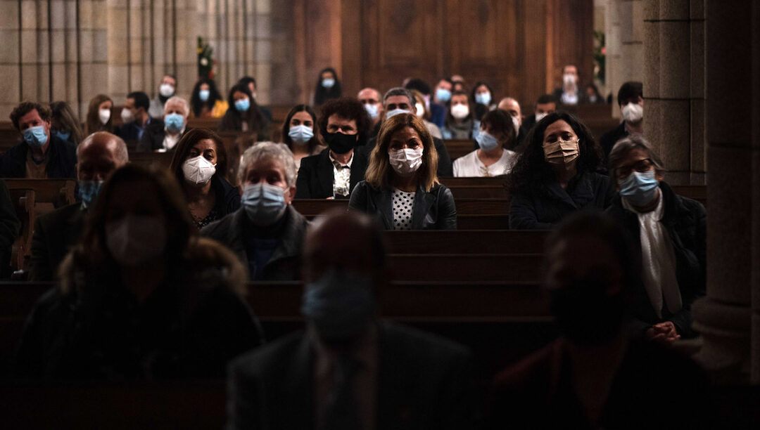 Maioria muito crítica de como a Igreja decide