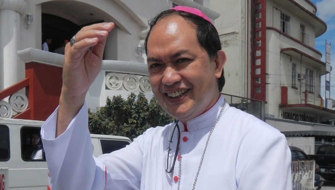 Bispo das Filipinas levou discurso da Nobel da Paz para a homilia