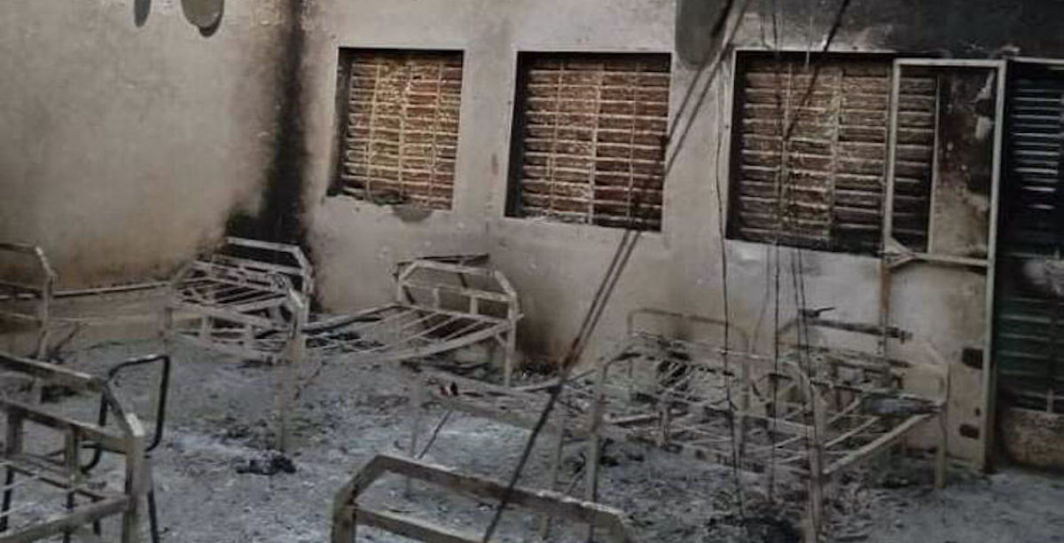 4-AIS destruição
