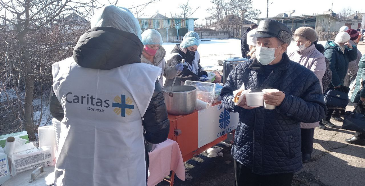 caritas ucrania ajuda alimentar em Rubezhne foto twitter caritas ucrania (1200 × 612 px)