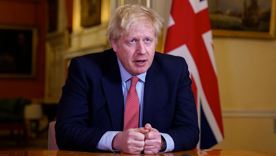 Boris Johnson quer repatriar imigrantes ilegais para o Ruanda