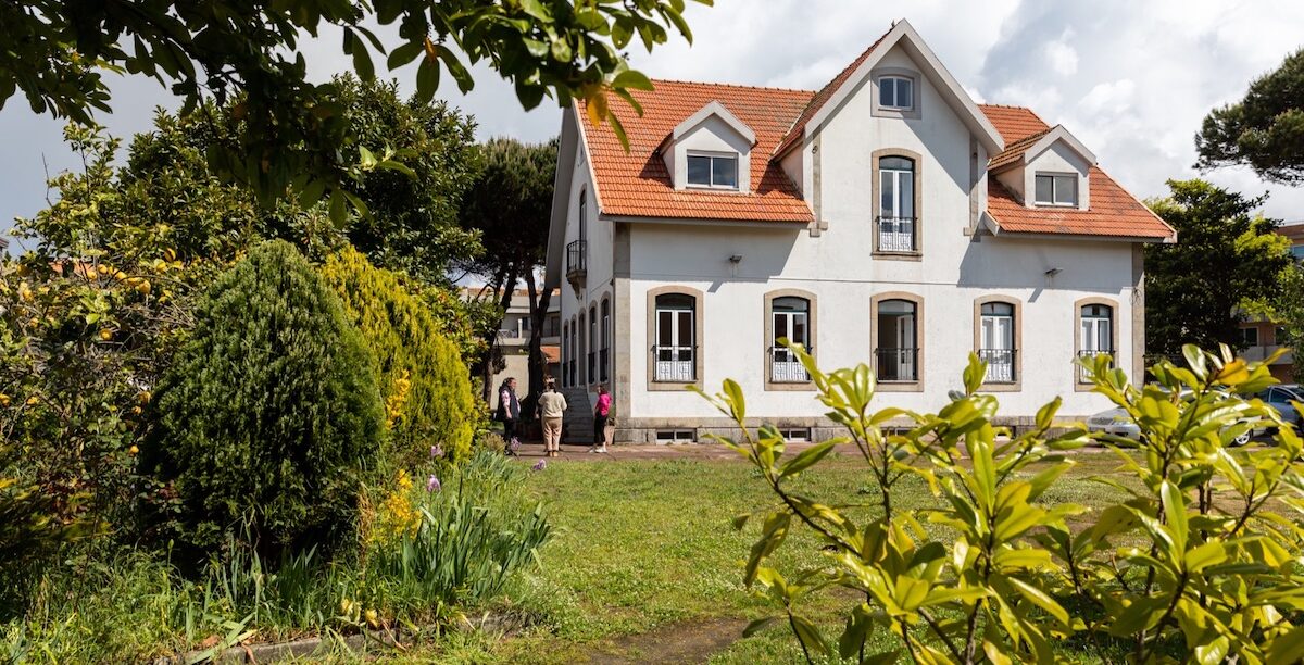 Casa de Esposende A casa de Esposende funcionará como acolhimento de emergência: as pessoas dali partem para outras casas, de familiares e amigos, ou para outras respostas de acolhimento. Foto © Companhia de Jesus.