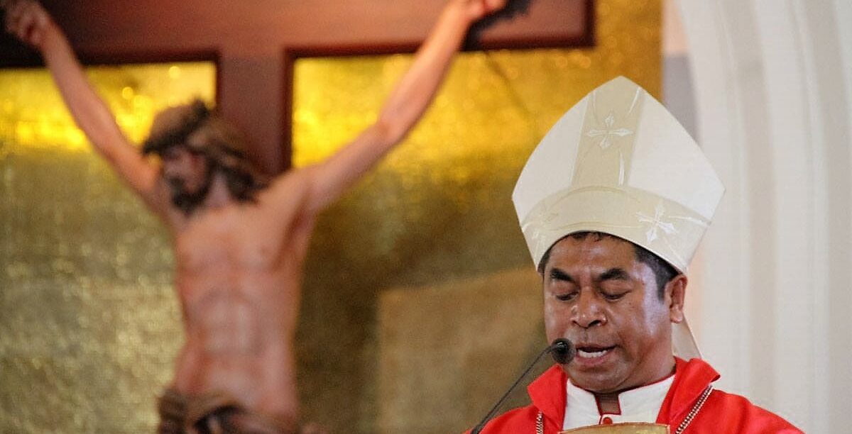 Virgílio_do_Carmo_da_Silva2_2016-05-15 D. Virgílio do Carmo da Silva é arcebispo de Díli e vai ser feito cardeal pelo Papa Francisco. Foto © José Fernando Real, CC BY-SA 4.0, via Wikimedia Commons.
