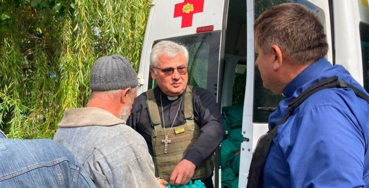 cardeal konrad krajewski na ucrania foto vatican media (1200 × 612 px) cardeal konrad krajewski na ucrania foto vatican media