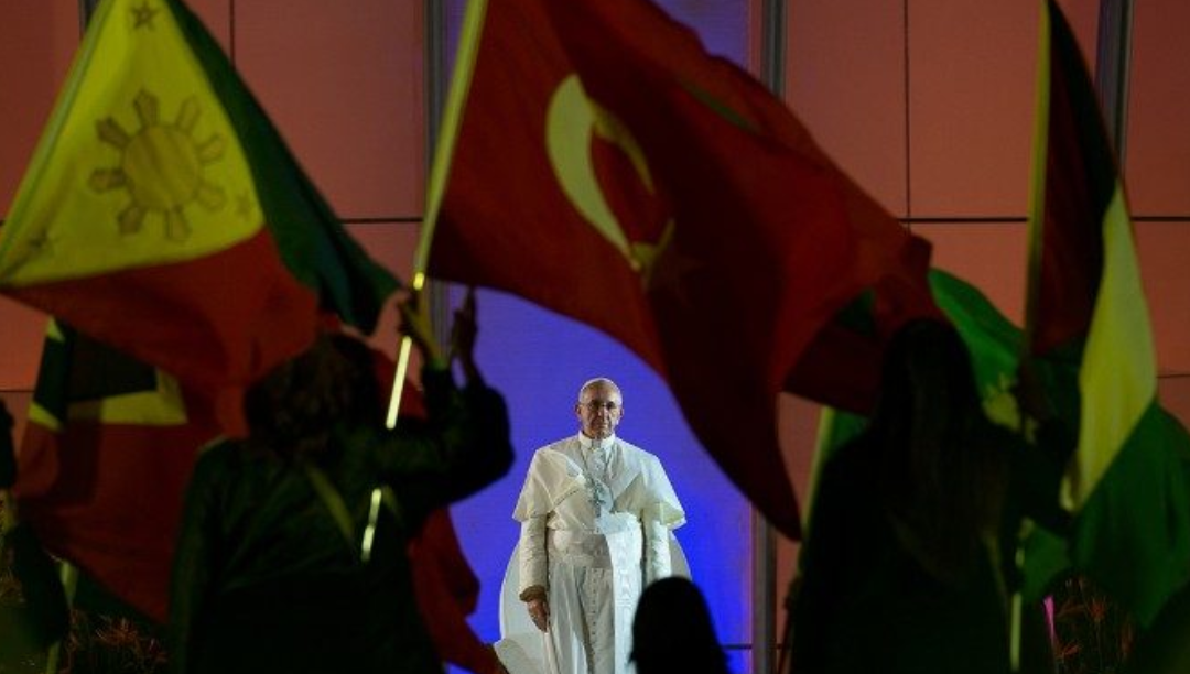 Papa desafia jovens a “abandonar falsas fronteiras” e “superar as guerras”