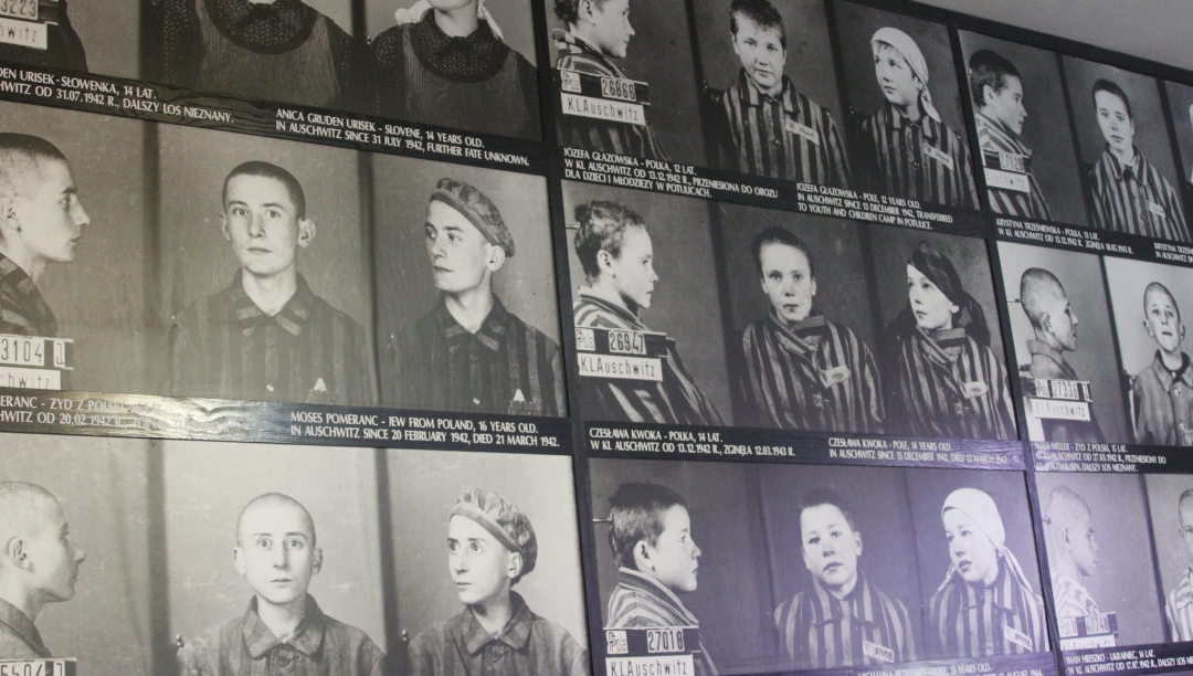 Alemanha vai pagar mais 1,2 mil milhões de euros a sobreviventes do Holocausto