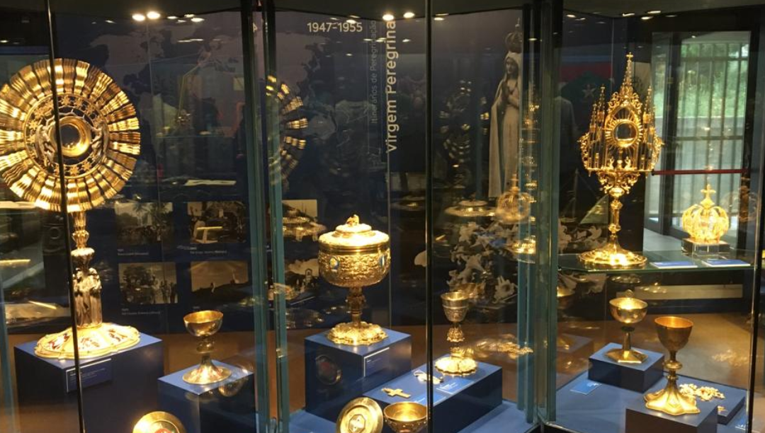 Santuário reabre museu com exposição renovada