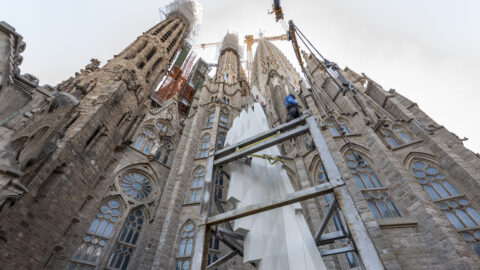 Sagrada Família inaugura duas das quatro torres dos evangelistas Basílica da Sagrada Família, Barcelona, São Lucas, Barcelona,