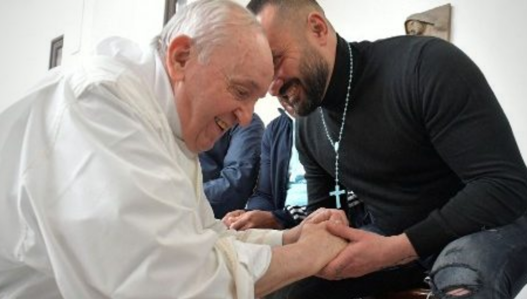 Papa pede aos governantes “gesto de clemência” para com presos