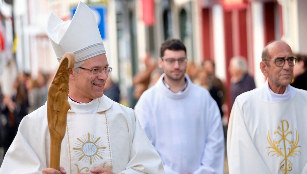 Novo bispo de Angra quer igreja “menos clerical”