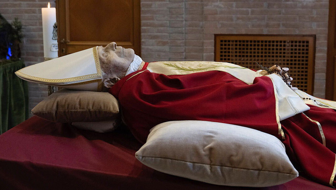 Como vão ser as exéquias de Bento XVI/Joseph Ratzinger?