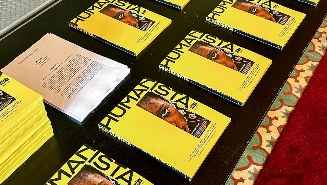 Amnistia lança revista (e um calendário) que é um “manual” para aprofundar Direitos Humanos