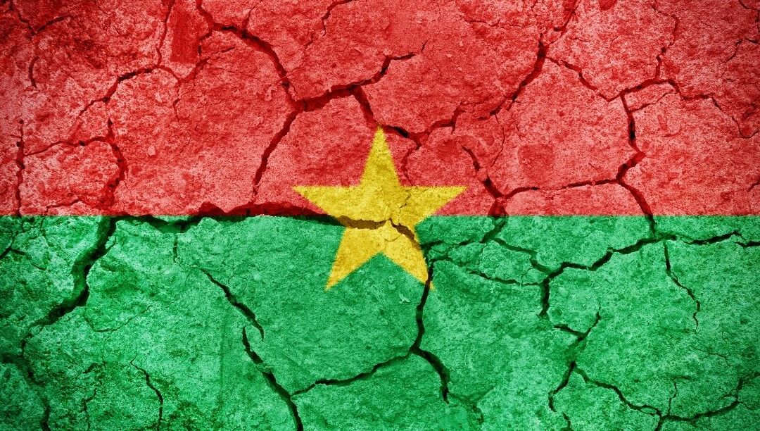 Padre assassinado após onda de violência no Burkina Faso