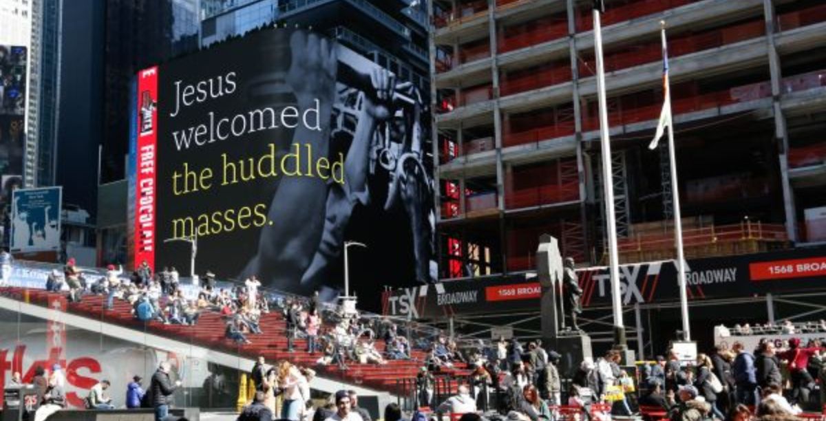 anuncio campanha evangeliz a He Gets Us, foto c He gets Us (1)