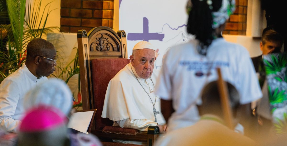 _encontro do papa com vitimas violencia congo, foto twitter papeenrdc encontro do papa com vitimas violencia congo, foto twitter papeenrdc