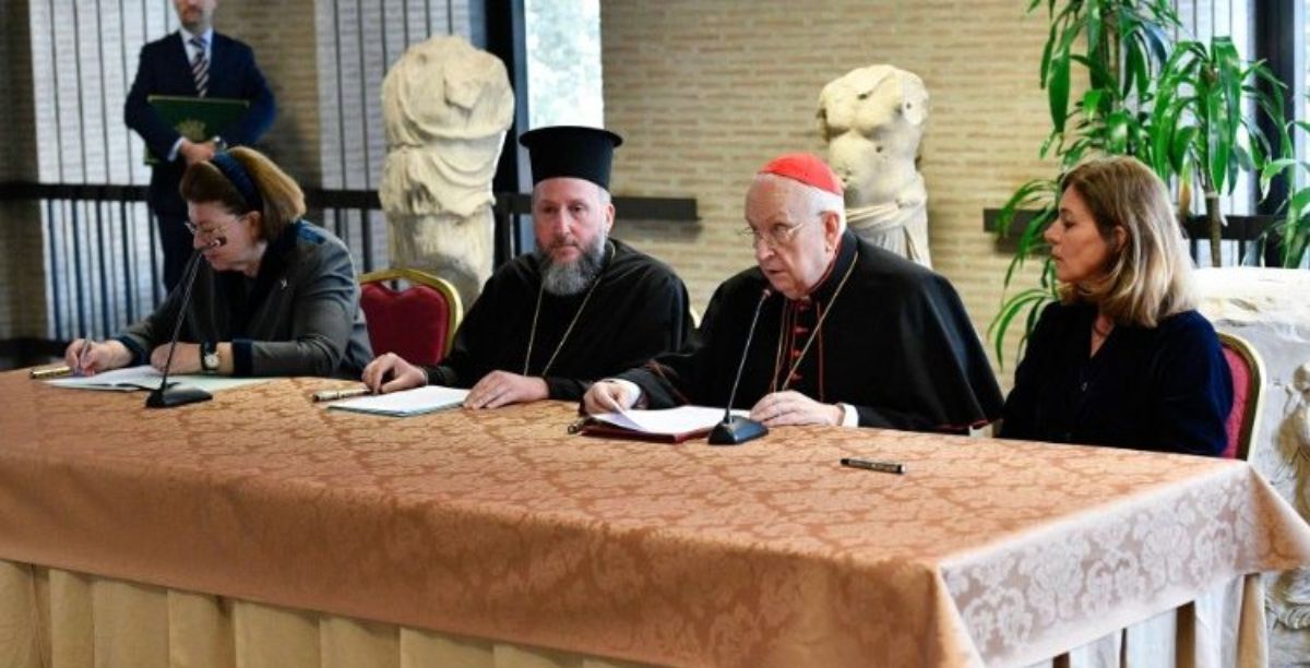 Assinatura do Acordo Museus Vaticanos - Museu da Acrópole Vatican Media