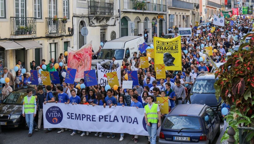 Dez cidades acolhem este sábado a XI Caminhada pela Vida
