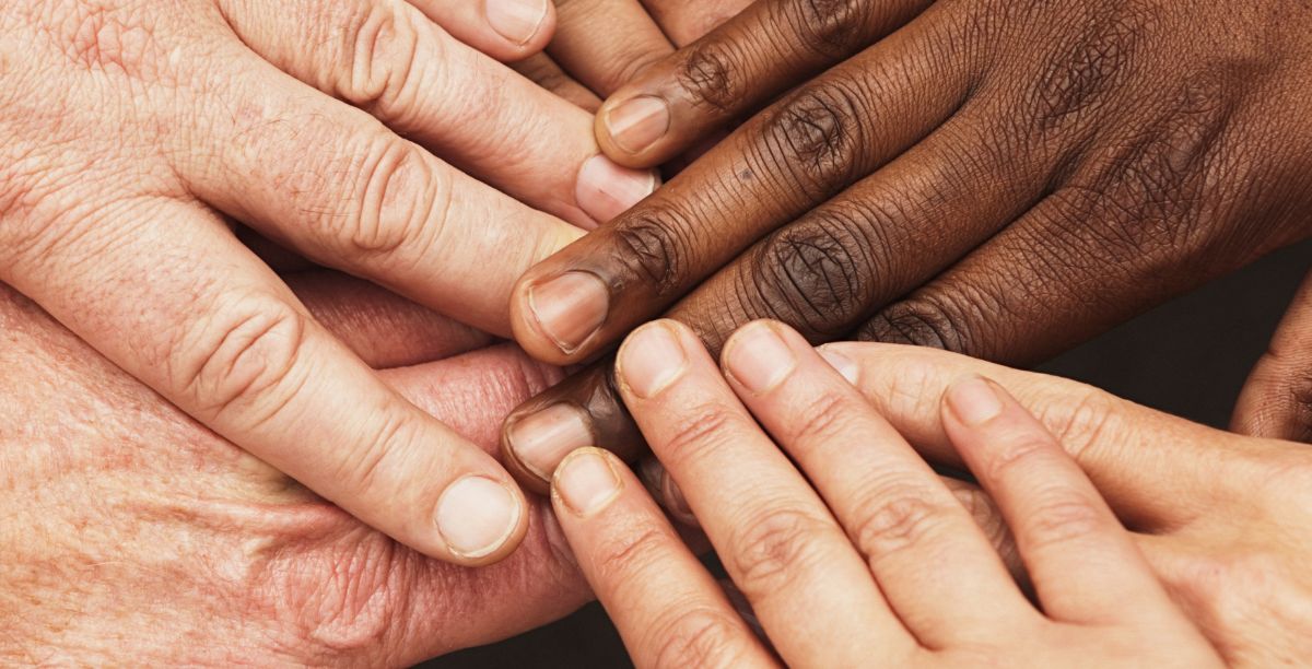 solidariedade, mãos, ajudar, foto RapidEye
