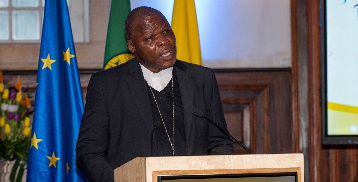 Arcebispo de Bangui, cardeal Dieudonné Nzapalainga, durante os III Mafra Dialogues, 27 abril 2023, no Palácio nacional de Mafra . Foto © Câmara Municipal de Mafra Arcebispo de Bangui, cardeal Dieudonné Nzapalainga, durante os III Mafra Dialogues, 27 abril 2023, no Palácio nacional de Mafra . Foto © Câmara Municipal de Mafra