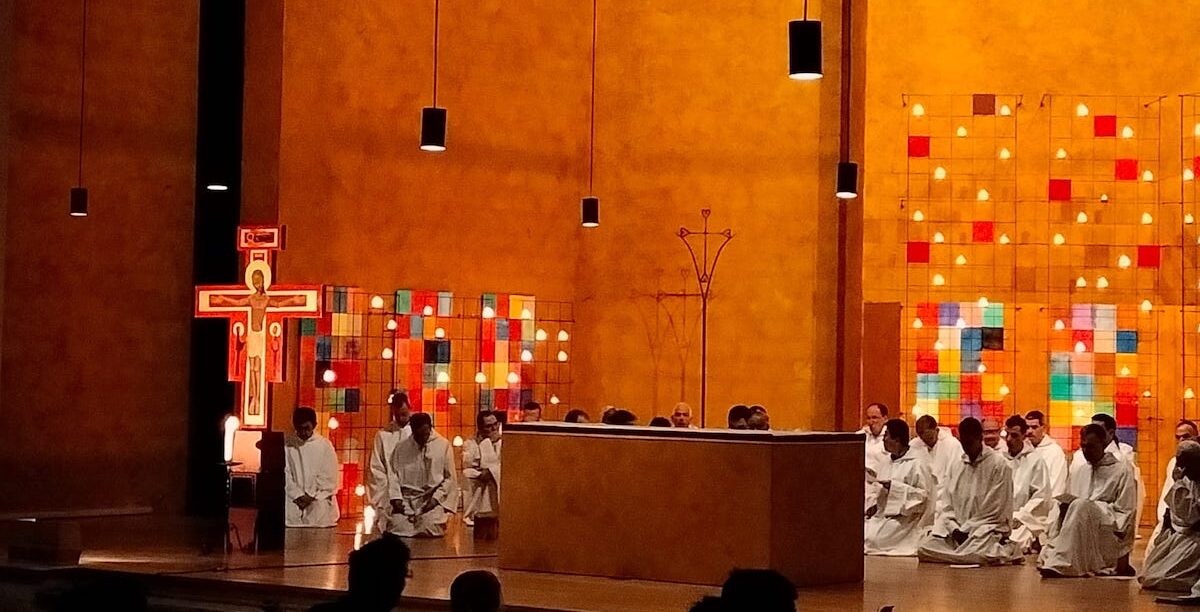 Oração em Taizé Foto © Taizé
